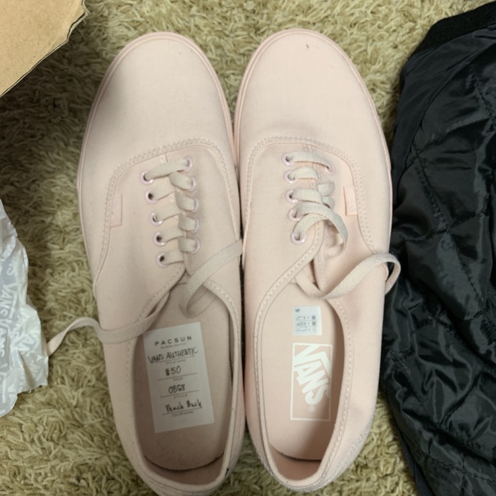 pink vans!